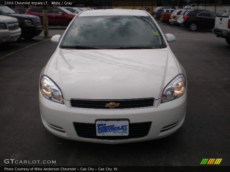 White / Gray 2009 Chevrolet Impala LT