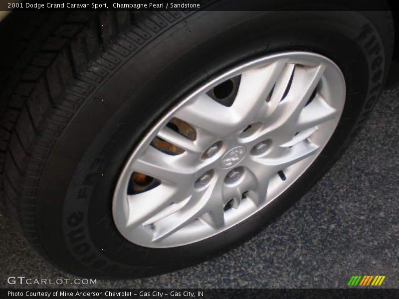 Champagne Pearl / Sandstone 2001 Dodge Grand Caravan Sport