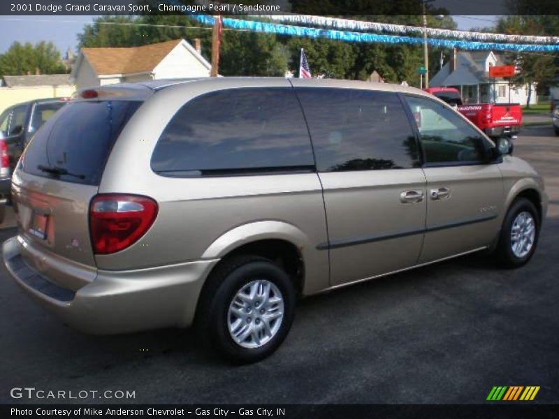 Champagne Pearl / Sandstone 2001 Dodge Grand Caravan Sport