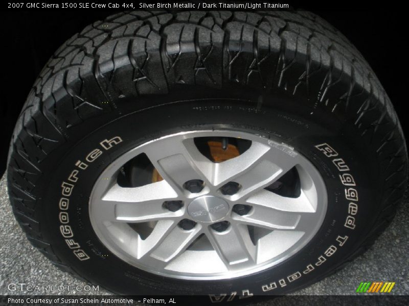 Silver Birch Metallic / Dark Titanium/Light Titanium 2007 GMC Sierra 1500 SLE Crew Cab 4x4