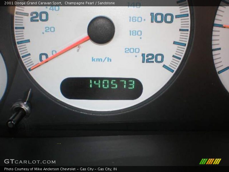Champagne Pearl / Sandstone 2001 Dodge Grand Caravan Sport