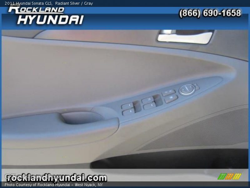 Radiant Silver / Gray 2011 Hyundai Sonata GLS