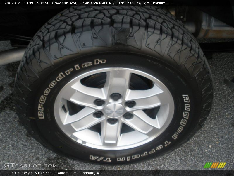 Silver Birch Metallic / Dark Titanium/Light Titanium 2007 GMC Sierra 1500 SLE Crew Cab 4x4