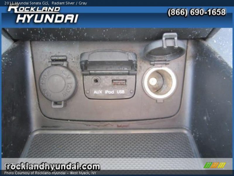 Radiant Silver / Gray 2011 Hyundai Sonata GLS