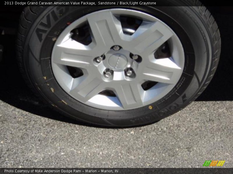 Sandstone / Black/Light Graystone 2013 Dodge Grand Caravan American Value Package