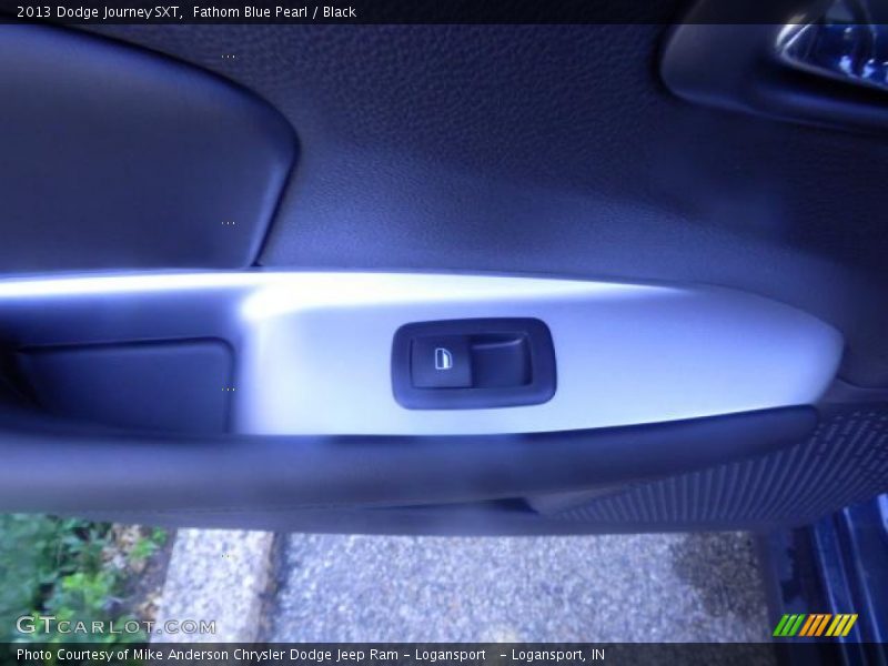 Fathom Blue Pearl / Black 2013 Dodge Journey SXT
