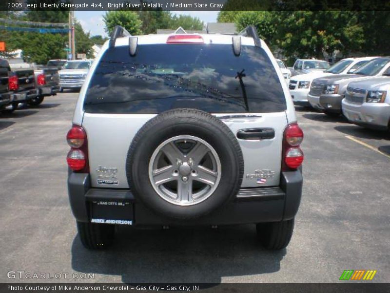 Bright Silver Metallic / Medium Slate Gray 2005 Jeep Liberty Renegade 4x4