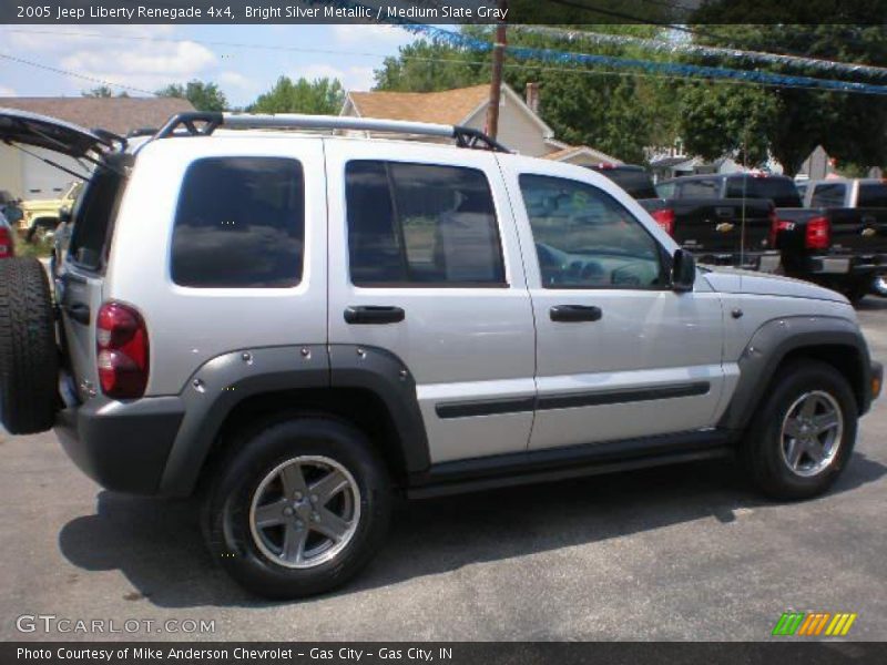 Bright Silver Metallic / Medium Slate Gray 2005 Jeep Liberty Renegade 4x4