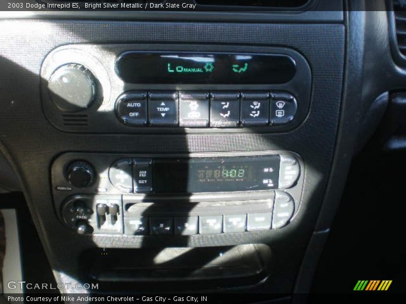 Bright Silver Metallic / Dark Slate Gray 2003 Dodge Intrepid ES