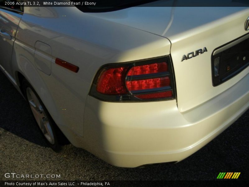 White Diamond Pearl / Ebony 2006 Acura TL 3.2
