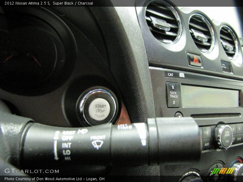 Super Black / Charcoal 2012 Nissan Altima 2.5 S