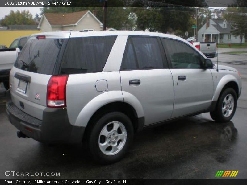 Silver / Gray 2003 Saturn VUE AWD