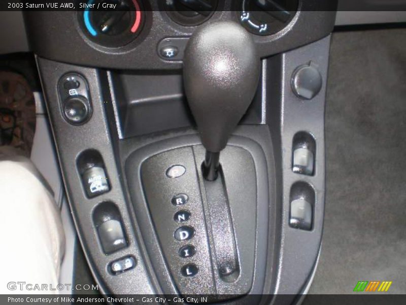 Silver / Gray 2003 Saturn VUE AWD