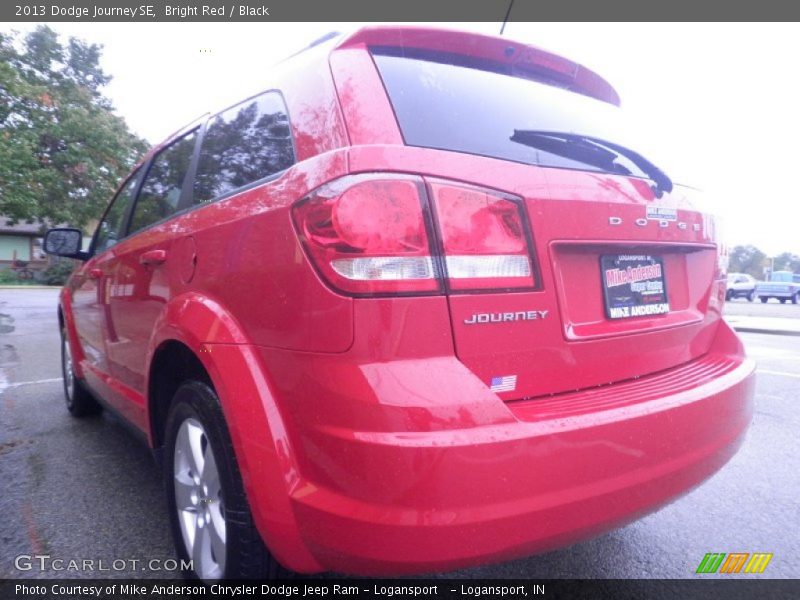 Bright Red / Black 2013 Dodge Journey SE