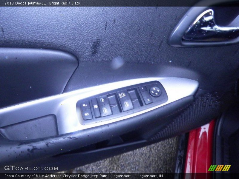 Bright Red / Black 2013 Dodge Journey SE