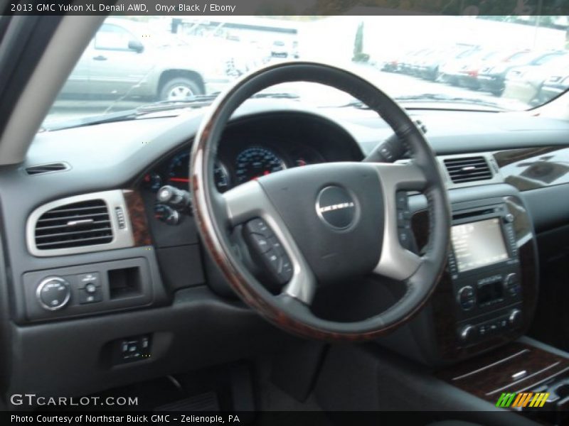 Onyx Black / Ebony 2013 GMC Yukon XL Denali AWD