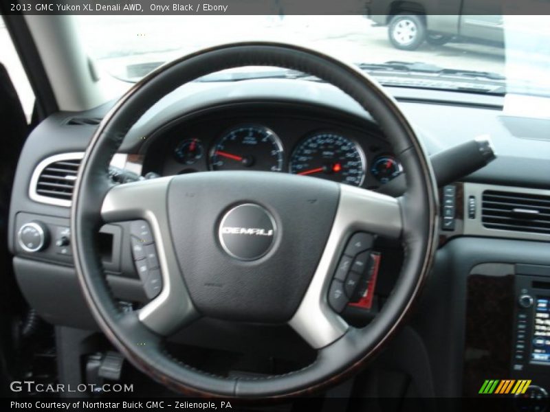 Onyx Black / Ebony 2013 GMC Yukon XL Denali AWD