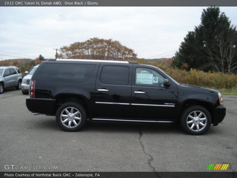 Onyx Black / Ebony 2013 GMC Yukon XL Denali AWD