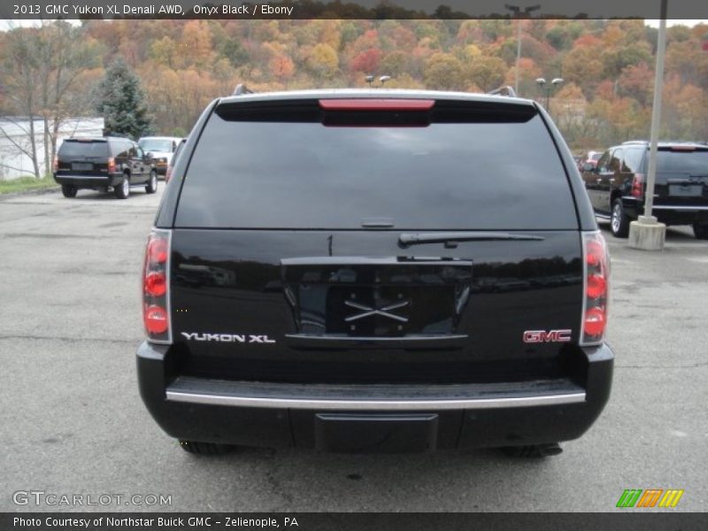 Onyx Black / Ebony 2013 GMC Yukon XL Denali AWD