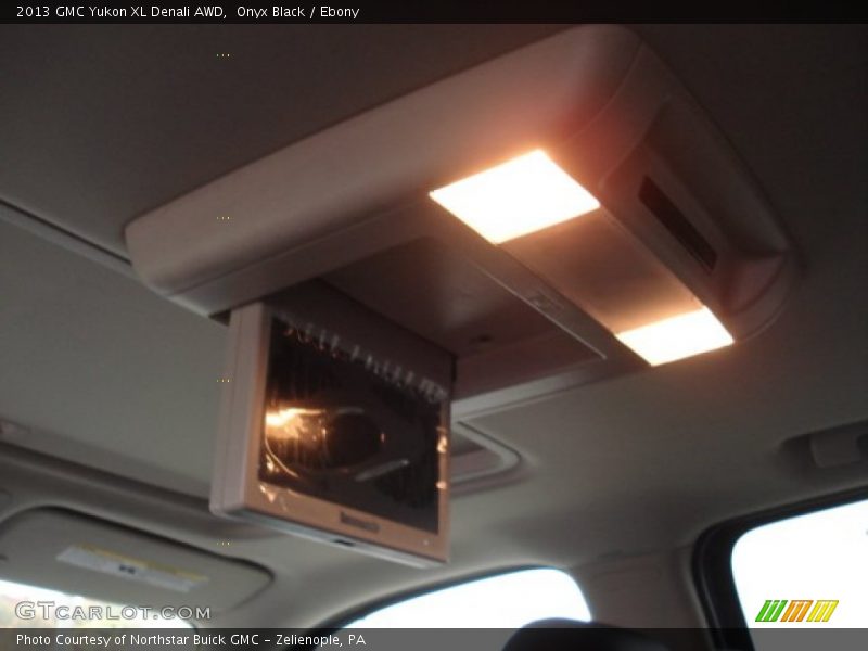 Onyx Black / Ebony 2013 GMC Yukon XL Denali AWD