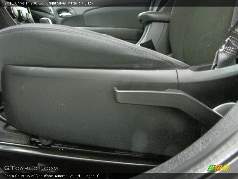 Bright Silver Metallic / Black 2011 Chrysler 200 LX