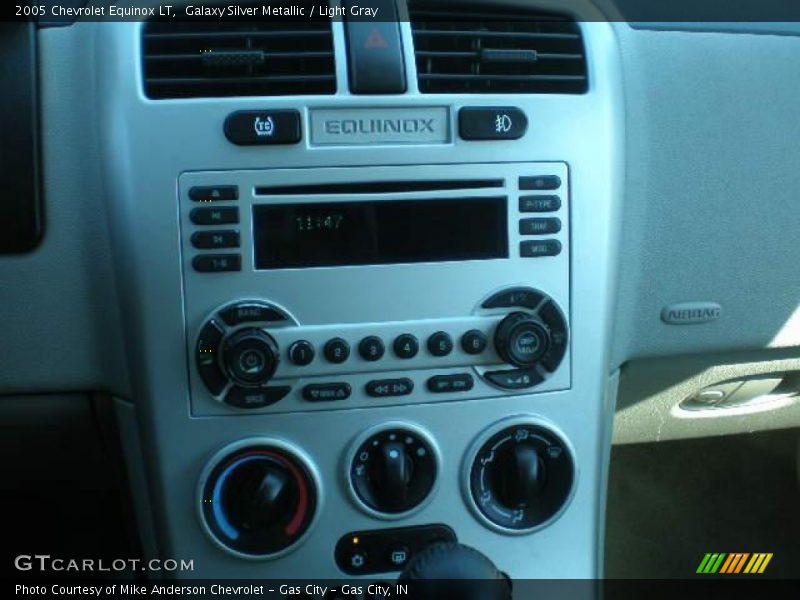 Galaxy Silver Metallic / Light Gray 2005 Chevrolet Equinox LT