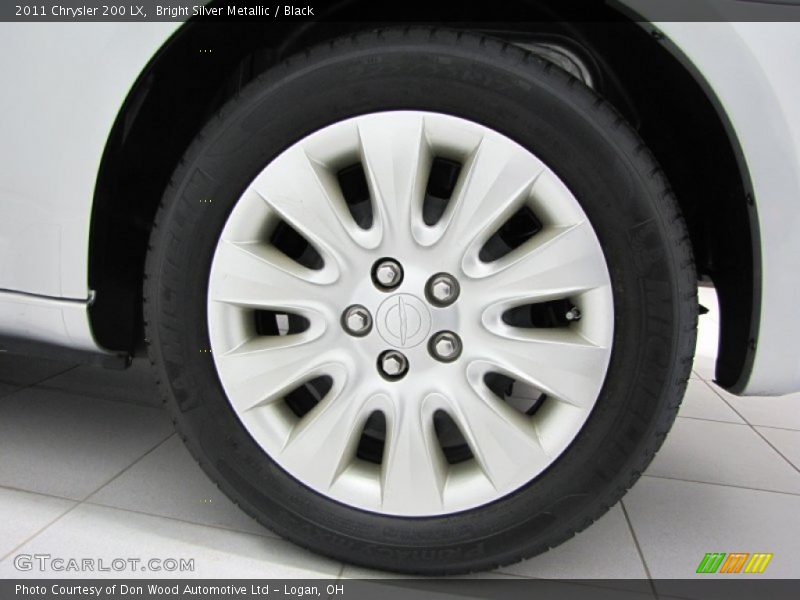 Bright Silver Metallic / Black 2011 Chrysler 200 LX