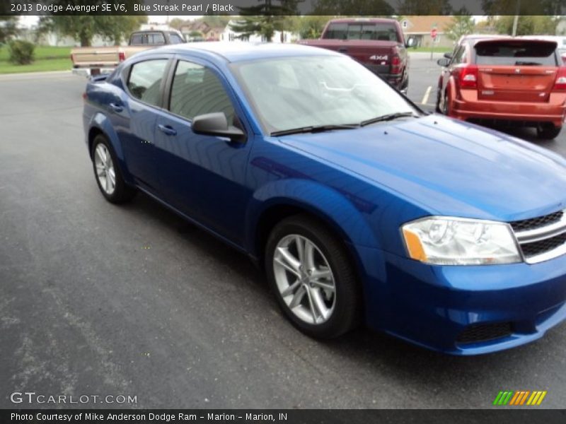 Blue Streak Pearl / Black 2013 Dodge Avenger SE V6