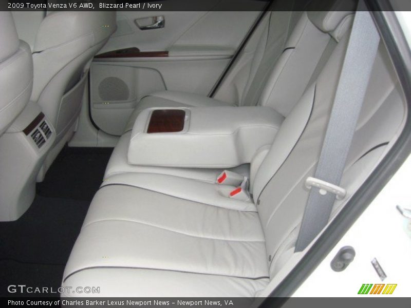 Blizzard Pearl / Ivory 2009 Toyota Venza V6 AWD