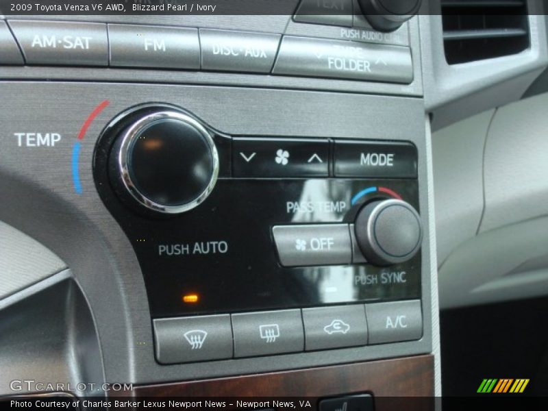 Blizzard Pearl / Ivory 2009 Toyota Venza V6 AWD