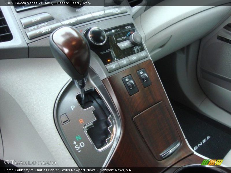 Blizzard Pearl / Ivory 2009 Toyota Venza V6 AWD