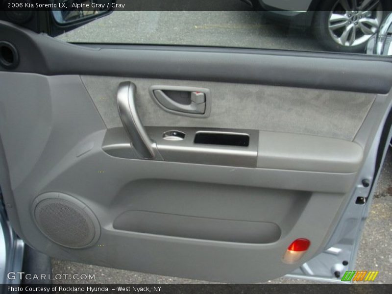 Alpine Gray / Gray 2006 Kia Sorento LX