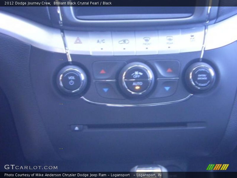 Brilliant Black Crystal Pearl / Black 2012 Dodge Journey Crew