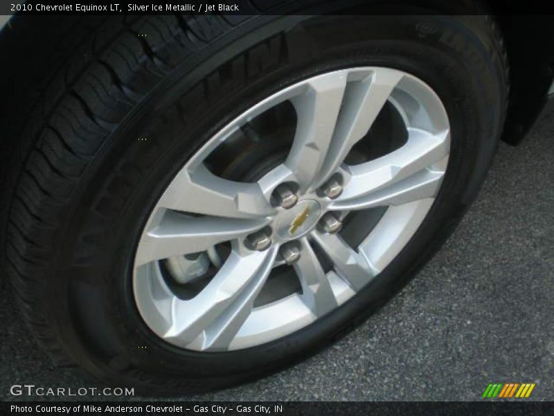 Silver Ice Metallic / Jet Black 2010 Chevrolet Equinox LT