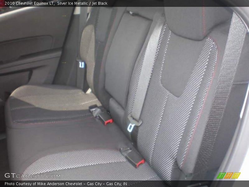 Silver Ice Metallic / Jet Black 2010 Chevrolet Equinox LT