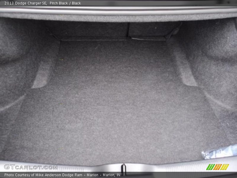 Pitch Black / Black 2013 Dodge Charger SE