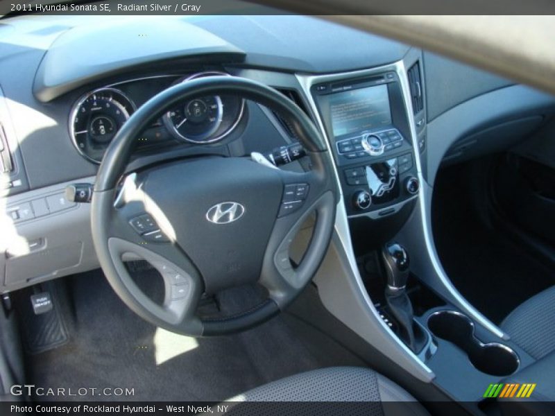 Radiant Silver / Gray 2011 Hyundai Sonata SE