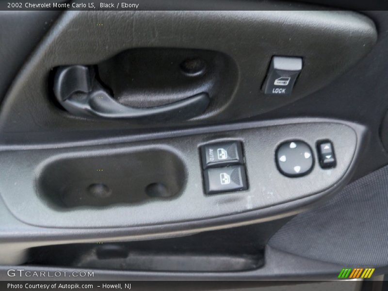 Black / Ebony 2002 Chevrolet Monte Carlo LS