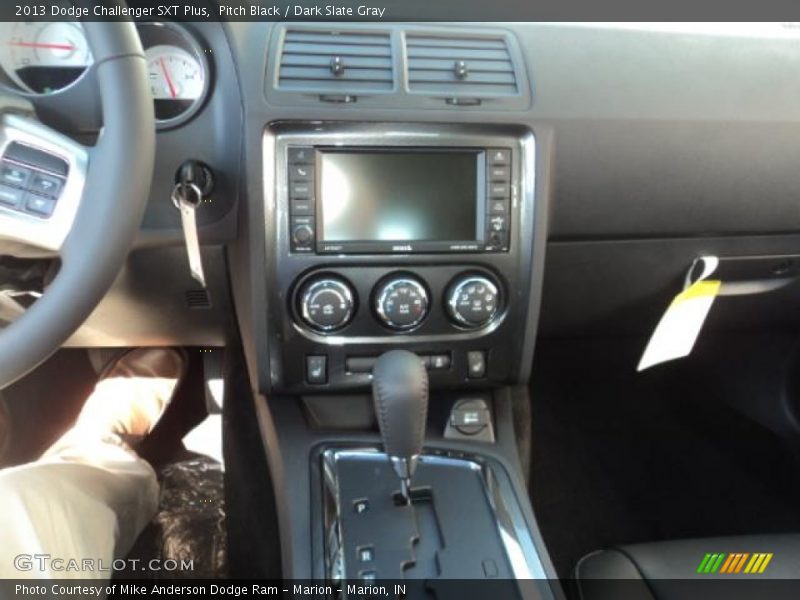 Pitch Black / Dark Slate Gray 2013 Dodge Challenger SXT Plus
