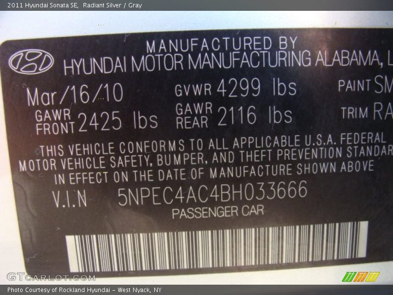 Radiant Silver / Gray 2011 Hyundai Sonata SE