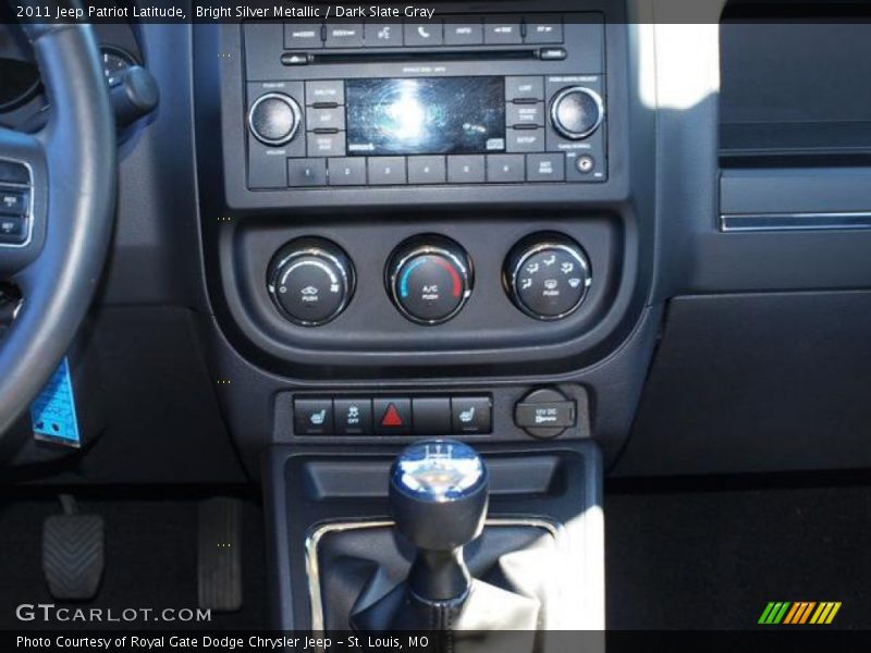 Bright Silver Metallic / Dark Slate Gray 2011 Jeep Patriot Latitude