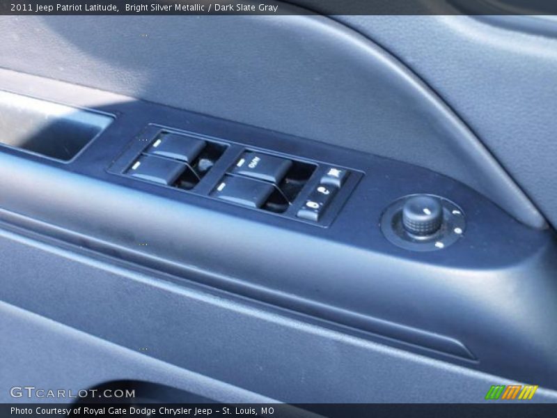 Bright Silver Metallic / Dark Slate Gray 2011 Jeep Patriot Latitude