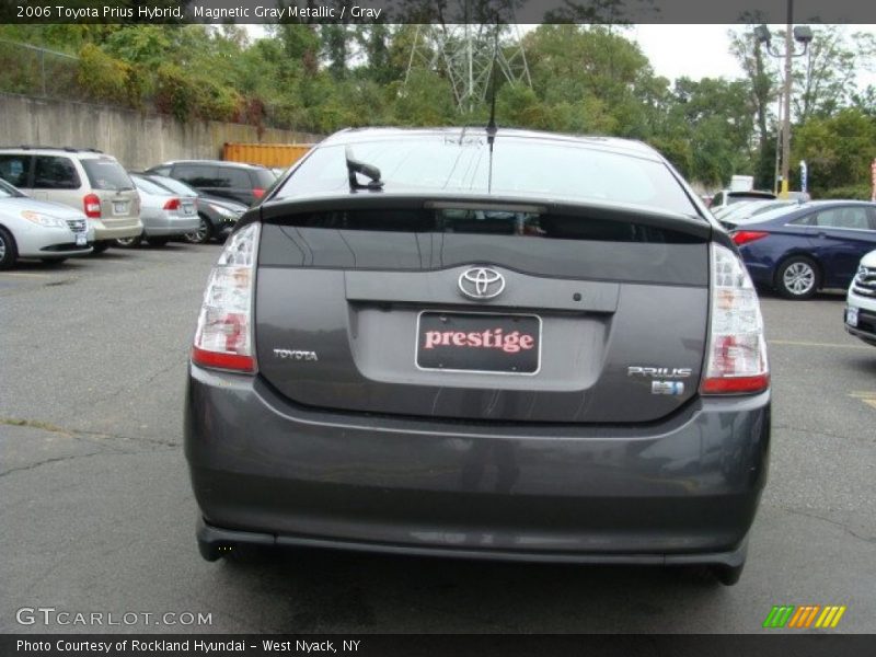 Magnetic Gray Metallic / Gray 2006 Toyota Prius Hybrid