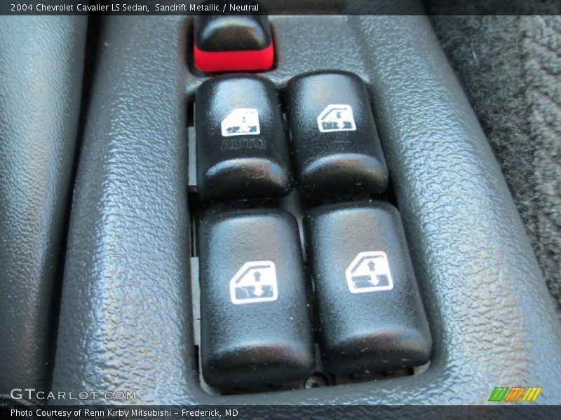 Sandrift Metallic / Neutral 2004 Chevrolet Cavalier LS Sedan