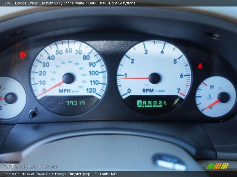 Stone White / Dark Khaki/Light Graystone 2005 Dodge Grand Caravan SXT