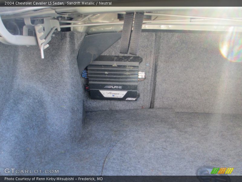 Sandrift Metallic / Neutral 2004 Chevrolet Cavalier LS Sedan