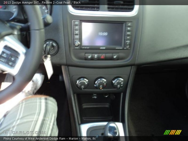 Redline 2-Coat Pearl / Black 2013 Dodge Avenger SXT