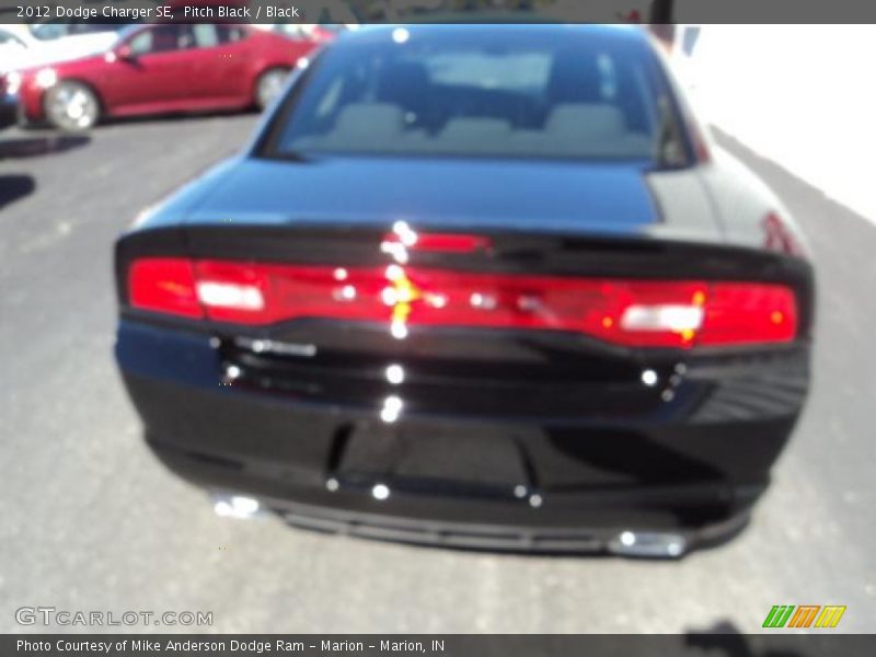 Pitch Black / Black 2012 Dodge Charger SE