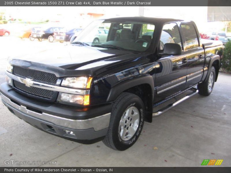 Dark Blue Metallic / Dark Charcoal 2005 Chevrolet Silverado 1500 Z71 Crew Cab 4x4