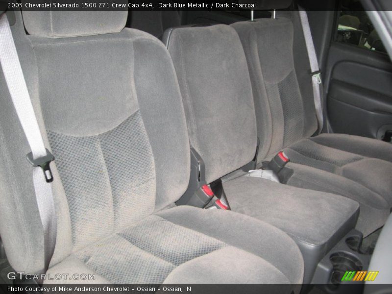 Dark Blue Metallic / Dark Charcoal 2005 Chevrolet Silverado 1500 Z71 Crew Cab 4x4